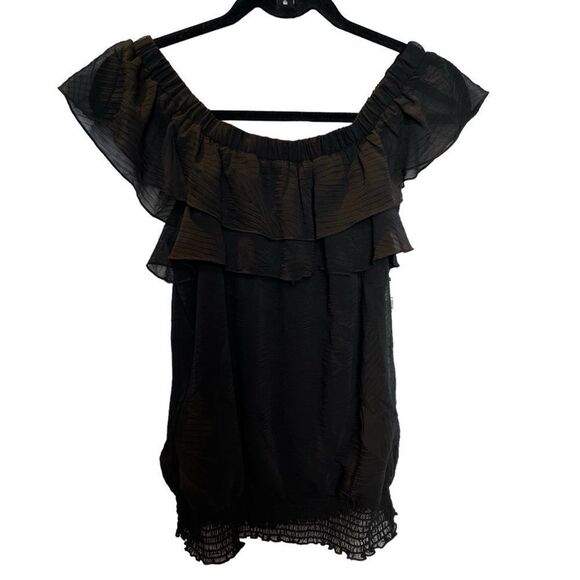A. Byer Women's Off Shoulder Black Blouse Tiered Size Large - Picture 1 of 8
